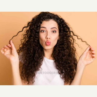 COME SISTEMARE I CAPELLI RICCI ALLA MATTINA IN 5 MINUTI!